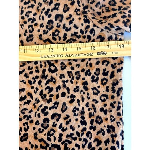 J. Crew Cozy Leopard Print Crewneck Sweatshirt Sz XS EUC preppy, soft - Picture 7 of 7